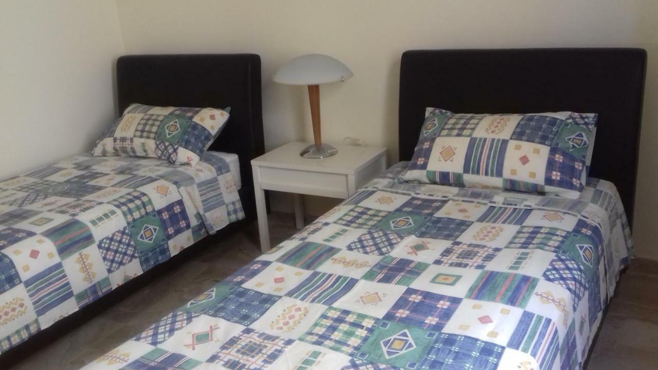 Amathusia Beach Apartment Limasol Dış mekan fotoğraf
